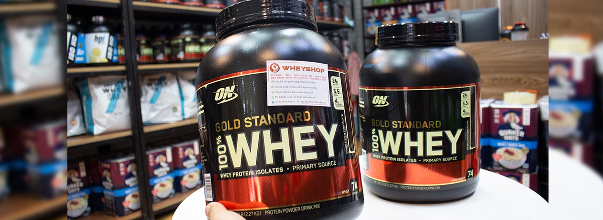Whey protein là chất bổ sung có tác dụng xây dựng, phục hồi và phát triển cơ bắp, ngoài ra nó còn rất hiệu quả trong việc hỗ trợ giảm cân cho người có nhu cầu.