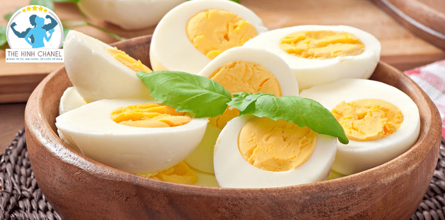Bổ sung đúng cách nguồn dinh dưỡng từ trứng gà cho người tập thể hình đảm bảo nguồn protein giúp phát triển cơ bắp, bổ sung đầy đủ dinh dưỡng cho cơ thể....