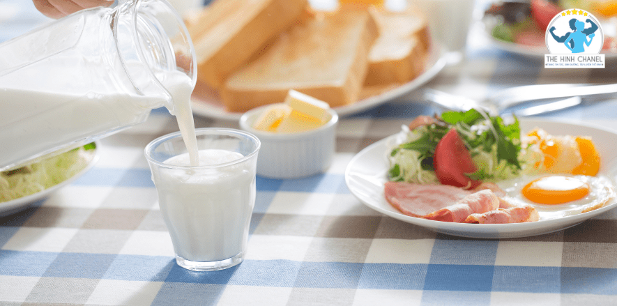 Tăng cân bằng sữa tươi hiệu quả không? Một số lưu ý khi sử dụng sữa tươi giúp tăng cân và 6 món ngon từ sữa tươi tiệt trùng không đường...
